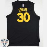 GOLDEN-STATE02_CURRY-web02