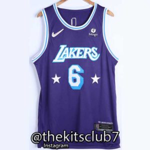 LAKERS-CITY-JAMES-01