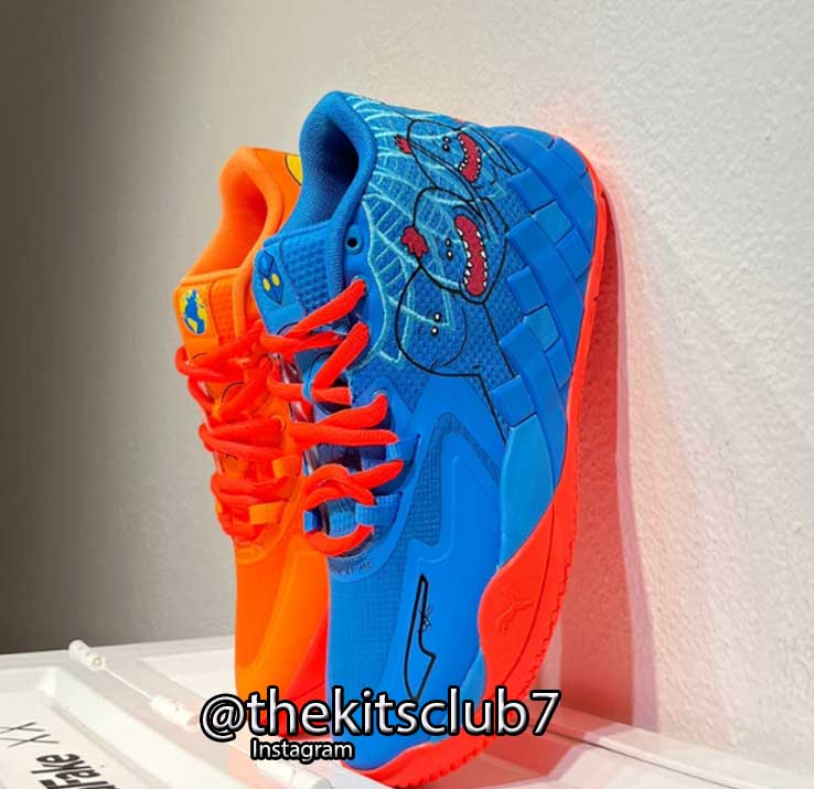 MB01-RICK-MORTY-ORANGE-BLUE-web-02