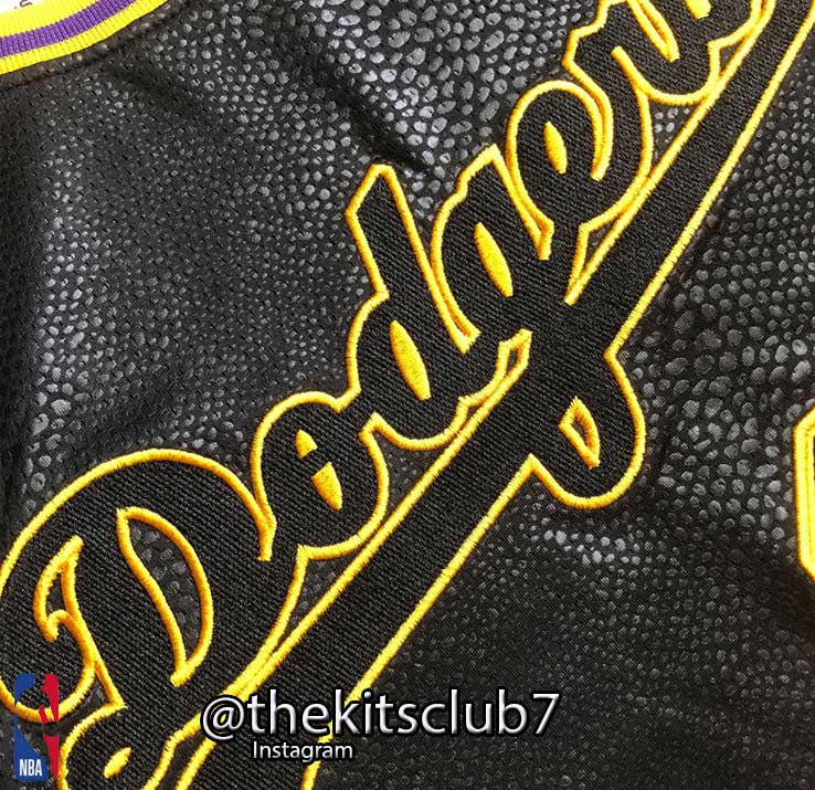 LAKERS-DODGERS-BLACK-BRYANT-web-03