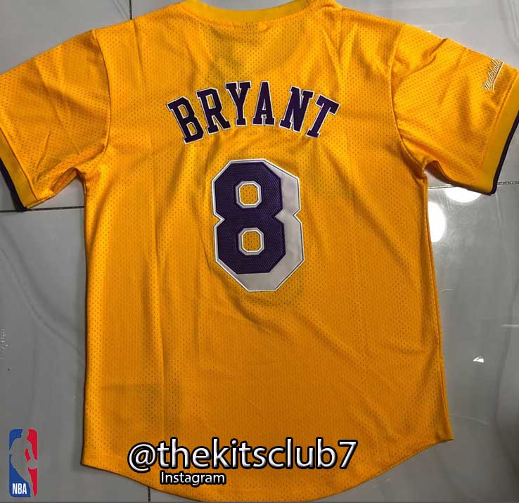 LAKERS-YELLOW-SHIRT–BRYANT-8-web-02