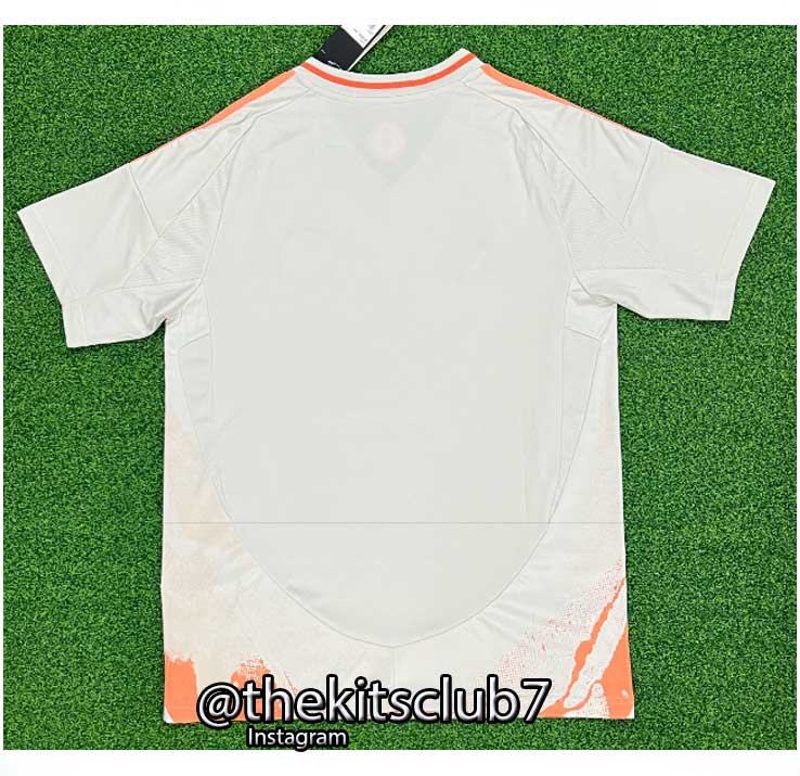 AS-ROMA-AWAY-2025-web-03