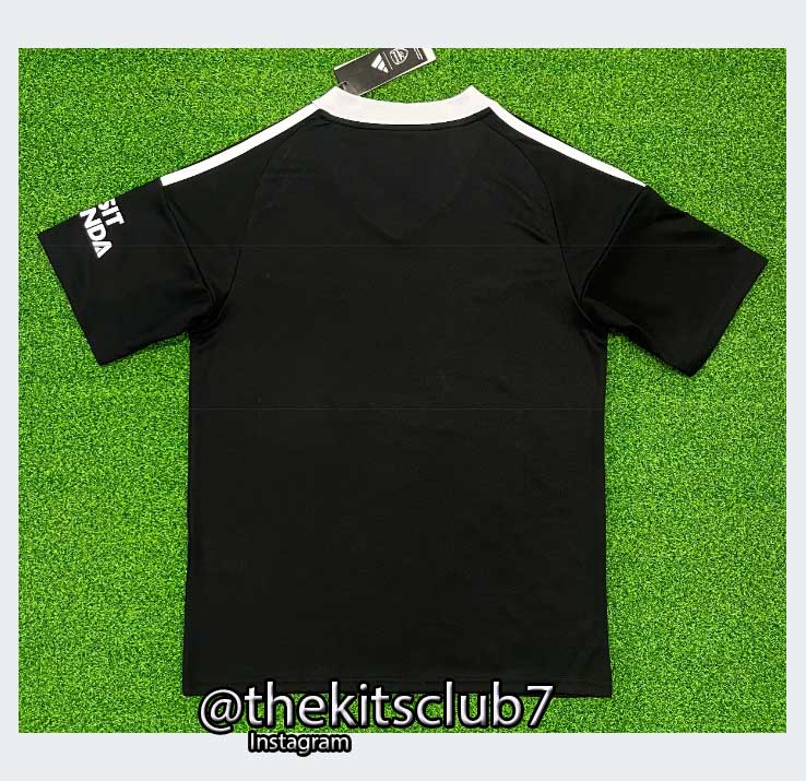 MAN-UTD-GK-BLACK-2025-web-03