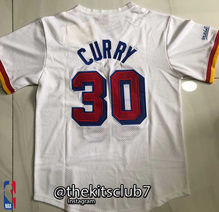 WORRIORS-CLASSIC-SHIRT-2025-CURRY-web-02