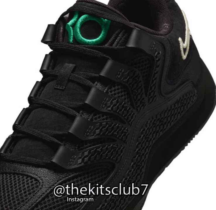 KD18-BLACK-LABEL-03