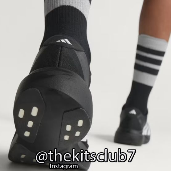 ADI-EVO-SL-BLACK-WHITE-04